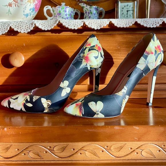 Printed Leather PumpsSpring Floral HeelsMagnolia Pointed Toe Shoes 6.5